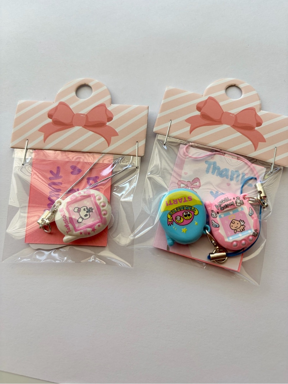 Tamagotchi-Style Mini Keychain Charm Phone Strap (1 Pcs‼️— Y2K charm aesthetic - Picture 3 of 3